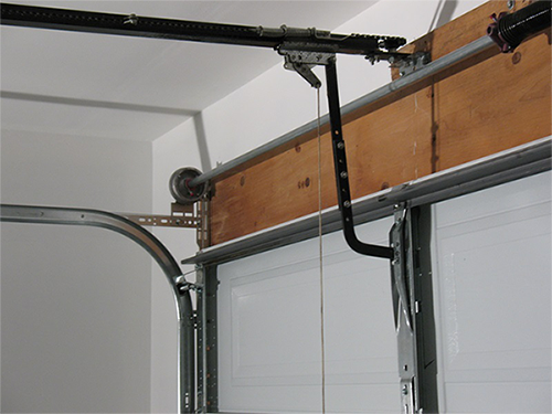 Standard Lift Garage Door Residential Image